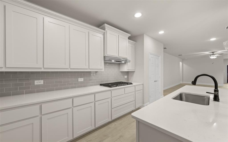 2833 Livestock, Midlothian, TX 76065, 3 Bedrooms Bedrooms, ,2 BathroomsBathrooms,Residential,For Sale,2833 Livestock,20830784