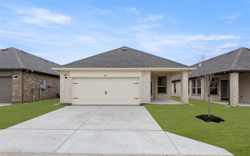 2833 Livestock, Midlothian, TX 76065, 3 Bedrooms Bedrooms, ,2 BathroomsBathrooms,Residential,For Sale,2833 Livestock,20830784