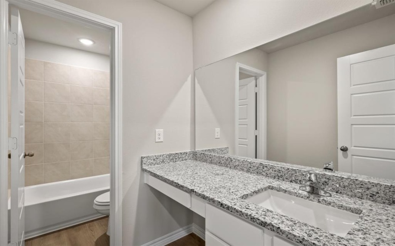 108 Manchester Drive, Cleburne, TX 76031, 3 Habitaciones Habitaciones , ,2 BañosBaños,Residential,En Venta,108 Manchester Drive,20835011