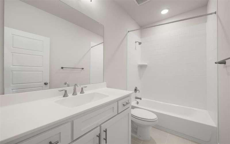 2300 Knapp Trail, Mansfield, TX 76063, 4 Bedrooms Bedrooms, ,3 BathroomsBathrooms,Residential,For Sale,2300 Knapp Trail,20835165
