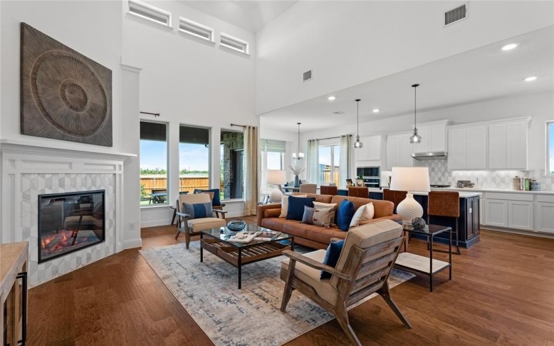 345 Brooklawn Avenue, Little Elm, TX 75068, 5 Bedrooms Bedrooms, ,5 BathroomsBathrooms,Residential,For Sale,345 Brooklawn Avenue,20835332