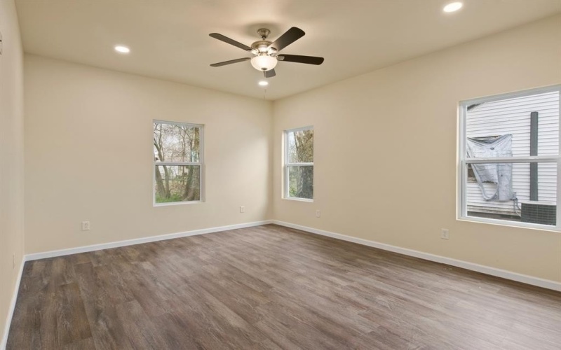 516 Elm Street, Pittsburg, TX 75686, 3 Bedrooms Bedrooms, ,2 BathroomsBathrooms,Residential,For Sale,516 Elm Street,20835470