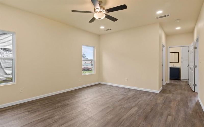516 Elm Street, Pittsburg, TX 75686, 3 Bedrooms Bedrooms, ,2 BathroomsBathrooms,Residential,For Sale,516 Elm Street,20835470