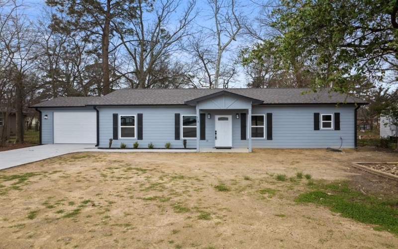 516 Elm Street, Pittsburg, TX 75686, 3 Bedrooms Bedrooms, ,2 BathroomsBathrooms,Residential,For Sale,516 Elm Street,20835470