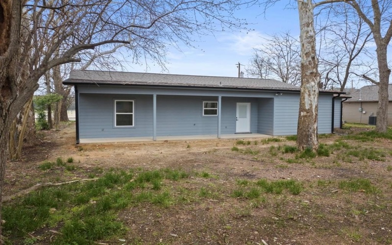 516 Elm Street, Pittsburg, TX 75686, 3 Bedrooms Bedrooms, ,2 BathroomsBathrooms,Residential,For Sale,516 Elm Street,20835470