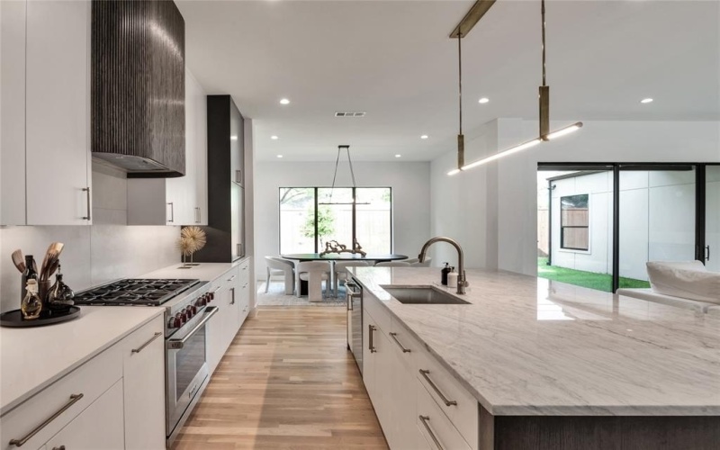 6923 Inverness Lane, Dallas, TX 75214, 5 Habitaciones Habitaciones , ,6 BañosBaños,Residential,En Venta,6923 Inverness Lane,20835725
