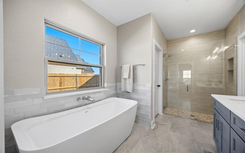 1829 Sudbury Drive, Cleburne, TX 76033, 4 Habitaciones Habitaciones , ,2 BañosBaños,Residential,En Venta,1829 Sudbury Drive,20835850