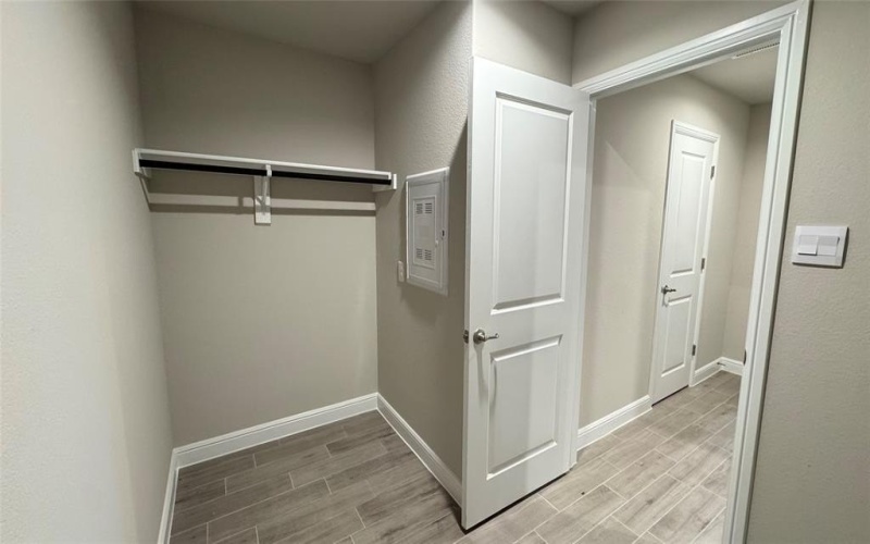 1744 RIVER BEND Road, Burleson, TX 76028, 4 Habitaciones Habitaciones , ,2 BañosBaños,Residential,En Venta,1744 RIVER BEND Road,20836104