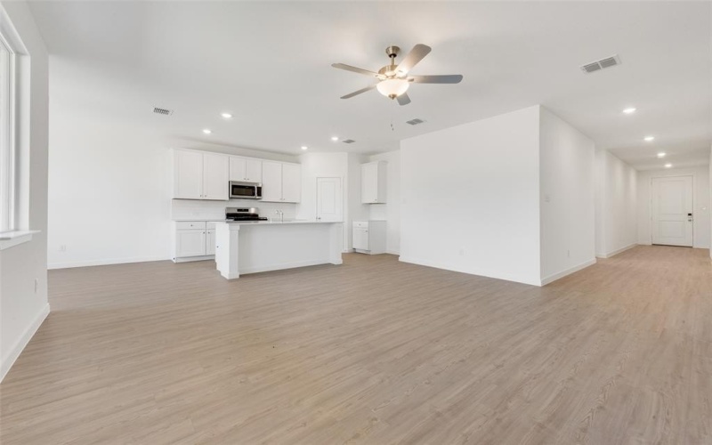 3709 Seth Place, Mesquite, TX 75181, 4 Bedrooms Bedrooms, ,2 BathroomsBathrooms,Residential,For Sale,3709 Seth Place,20836108