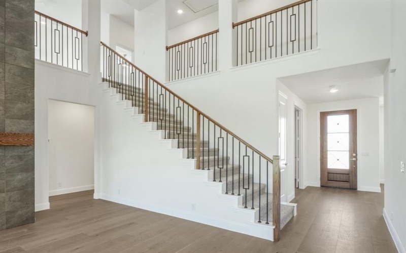 5904 Foxtail Drive, Denton, TX 76226, 4 Bedrooms Bedrooms, ,3 BathroomsBathrooms,Residential,For Sale,5904 Foxtail Drive,20834397
