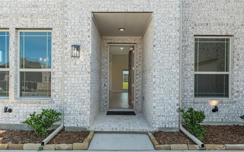 5904 Foxtail Drive, Denton, TX 76226, 4 Bedrooms Bedrooms, ,3 BathroomsBathrooms,Residential,For Sale,5904 Foxtail Drive,20834397