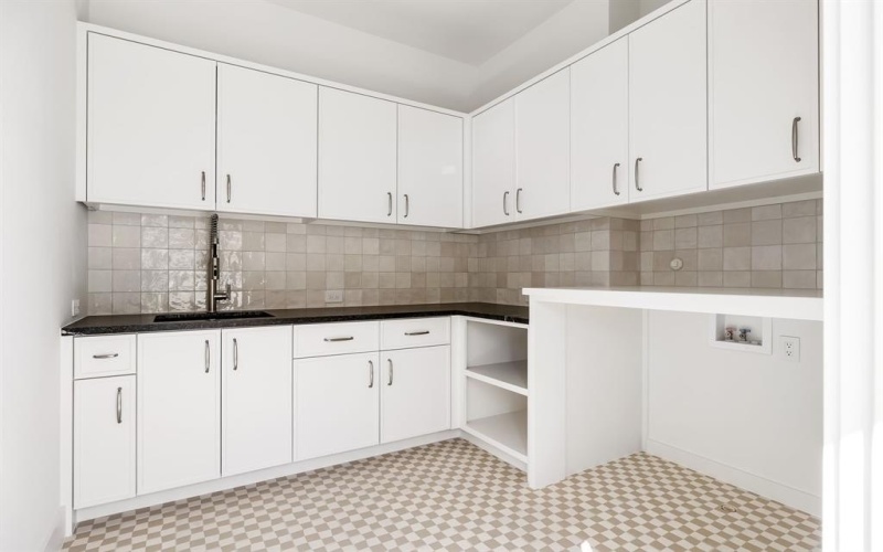 4107 Hawthorne Avenue, Dallas, TX 75219, 3 Habitaciones Habitaciones , ,3 BañosBaños,Residential,En Venta,4107 Hawthorne Avenue,20834497