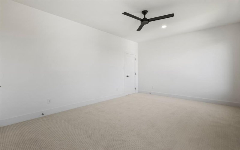 1432 Canada Drive, Dallas, TX 75212, 4 Bedrooms Bedrooms, ,3 BathroomsBathrooms,Residential,For Sale,1432 Canada Drive,20834701
