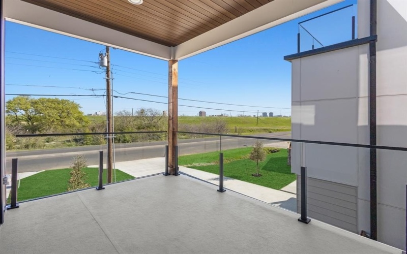 1432 Canada Drive, Dallas, TX 75212, 4 Bedrooms Bedrooms, ,3 BathroomsBathrooms,Residential,For Sale,1432 Canada Drive,20834701