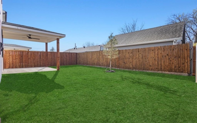 1432 Canada Drive, Dallas, TX 75212, 4 Bedrooms Bedrooms, ,3 BathroomsBathrooms,Residential,For Sale,1432 Canada Drive,20834701