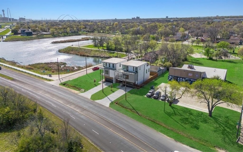 1432 Canada Drive, Dallas, TX 75212, 4 Bedrooms Bedrooms, ,3 BathroomsBathrooms,Residential,For Sale,1432 Canada Drive,20834701