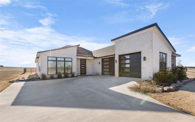 186 Desert Mountain Drive, Gordonville, TX 76245, 3 Bedrooms Bedrooms, ,2 BathroomsBathrooms,Residential,For Sale,186 Desert Mountain Drive,20837586