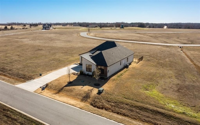 186 Desert Mountain Drive, Gordonville, TX 76245, 3 Bedrooms Bedrooms, ,2 BathroomsBathrooms,Residential,For Sale,186 Desert Mountain Drive,20837586