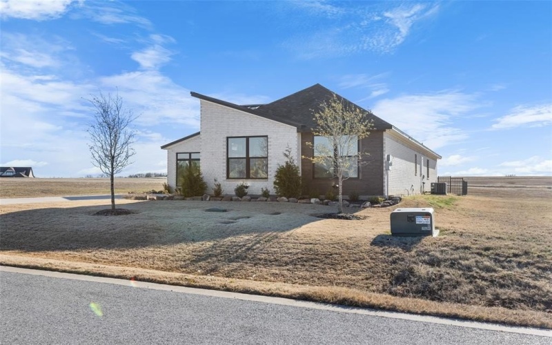 186 Desert Mountain Drive, Gordonville, TX 76245, 3 Bedrooms Bedrooms, ,2 BathroomsBathrooms,Residential,For Sale,186 Desert Mountain Drive,20837586