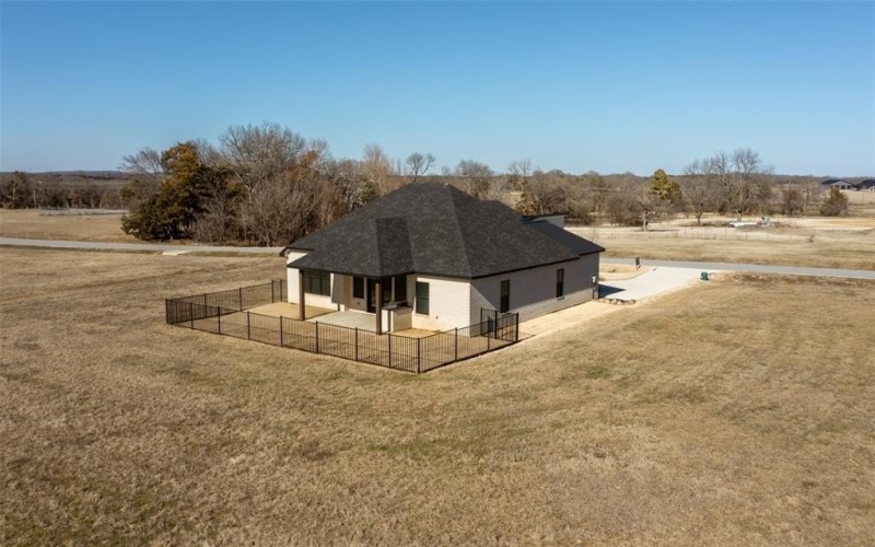 186 Desert Mountain Drive, Gordonville, TX 76245, 3 Bedrooms Bedrooms, ,2 BathroomsBathrooms,Residential,For Sale,186 Desert Mountain Drive,20837586