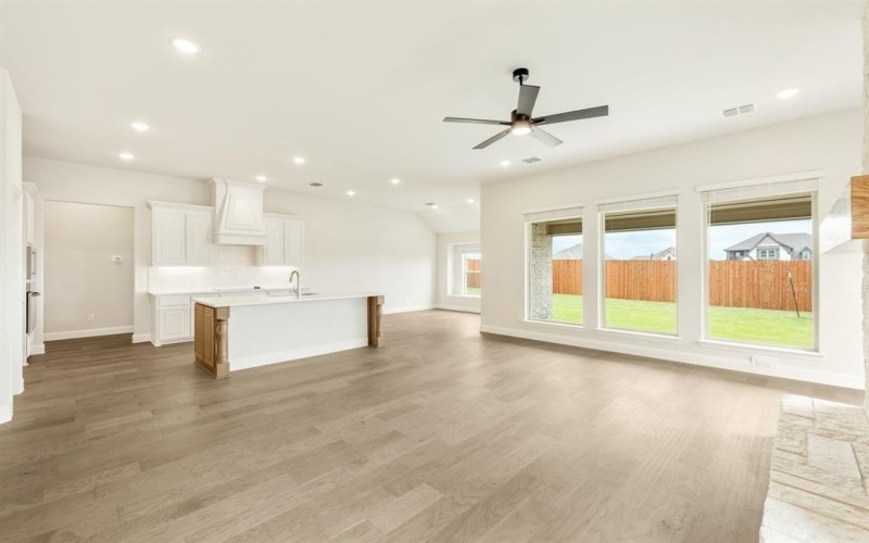 513 Sanctuary Drive, Waxahachie, TX 75165, 4 Habitaciones Habitaciones , ,3 BañosBaños,Residential,En Venta,513 Sanctuary Drive,20841053
