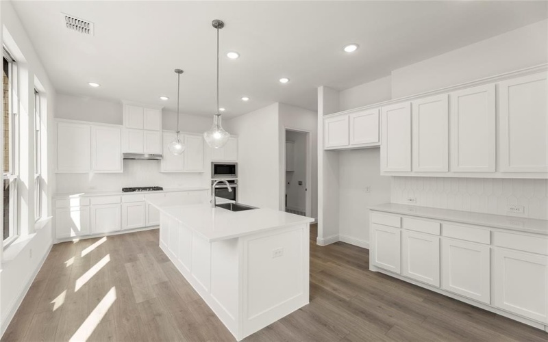 247 Dove Haven Drive, Ponder, TX 76259, 4 Bedrooms Bedrooms, ,3 BathroomsBathrooms,Residential,For Sale,247 Dove Haven Drive,20837989