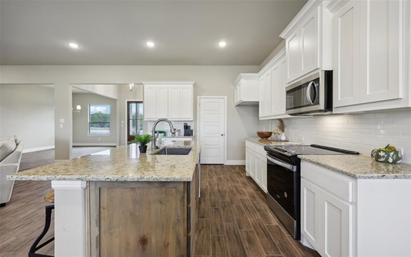 4000 Roan Court, Springtown, TX 76082, 3 Bedrooms Bedrooms, ,2 BathroomsBathrooms,Residential,For Sale,4000 Roan Court,20841359