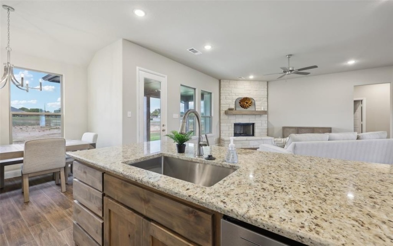 4000 Roan Court, Springtown, TX 76082, 3 Bedrooms Bedrooms, ,2 BathroomsBathrooms,Residential,For Sale,4000 Roan Court,20841359