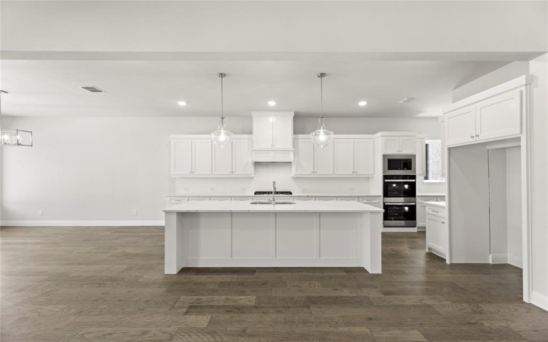 3112 Tobias Lane, Rockwall, TX 75032, 4 Bedrooms Bedrooms, ,5 BathroomsBathrooms,Residential,For Sale,3112 Tobias Lane,0,20838468