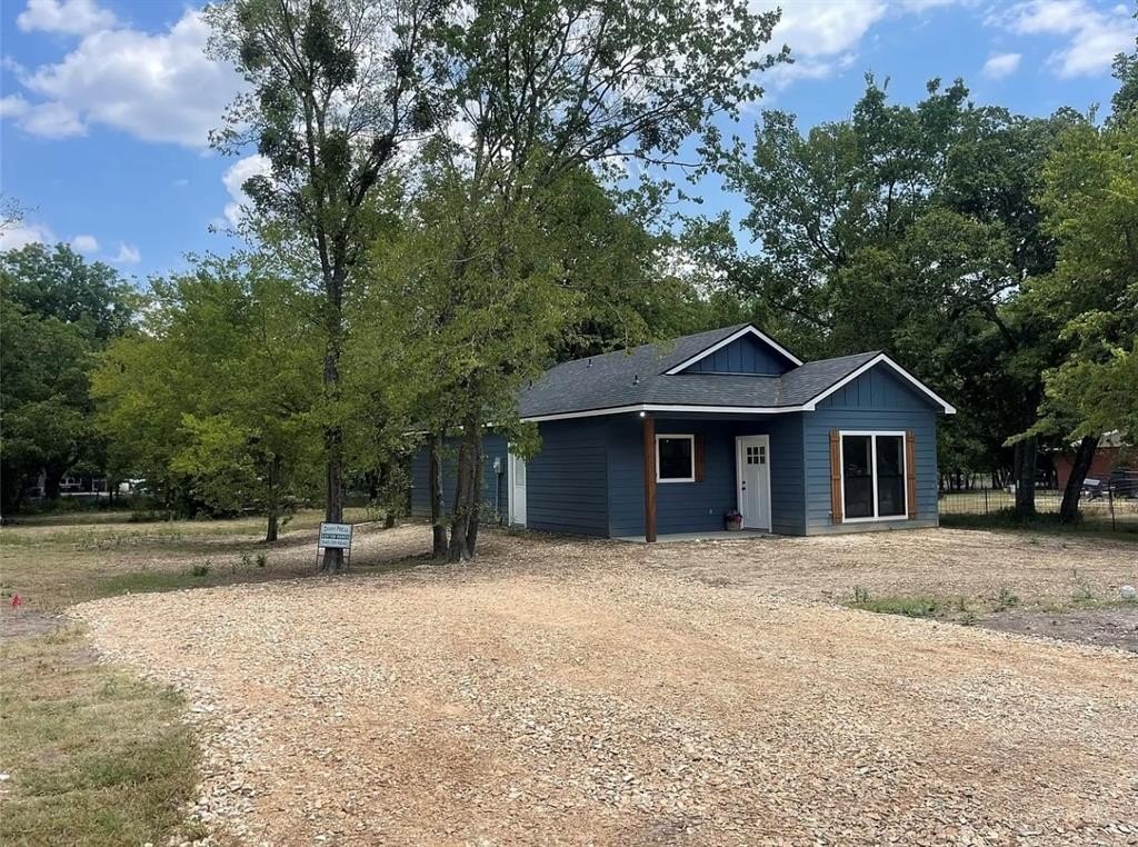 1019 SW 5th Street, Cooper, TX 75432, 3 Bedrooms Bedrooms, ,2 BathroomsBathrooms,Residential,For Sale,1019 SW 5th Street,20838478