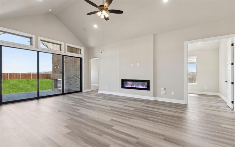 204 Bristol Lane, Azle, TX 76020, 4 Bedrooms Bedrooms, ,3 BathroomsBathrooms,Residential,For Sale,204 Bristol Lane,20838494