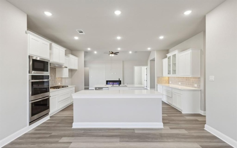 204 Bristol Lane, Azle, TX 76020, 4 Bedrooms Bedrooms, ,3 BathroomsBathrooms,Residential,For Sale,204 Bristol Lane,20838494