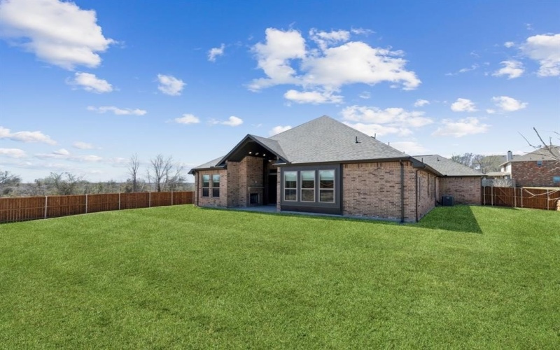 204 Bristol Lane, Azle, TX 76020, 4 Bedrooms Bedrooms, ,3 BathroomsBathrooms,Residential,For Sale,204 Bristol Lane,20838494