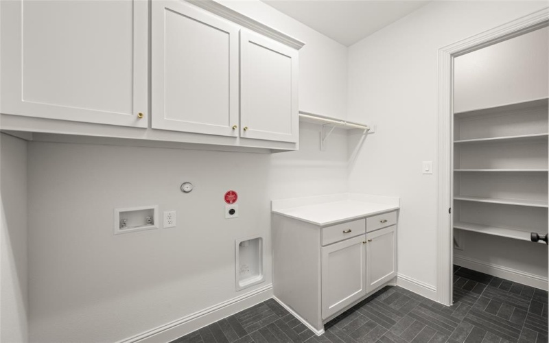 5606 Rutherford Drive Drive, Midlothian, TX 76065, 4 Habitaciones Habitaciones , ,2 BañosBaños,Residential,En Venta,5606 Rutherford Drive Drive,20838857