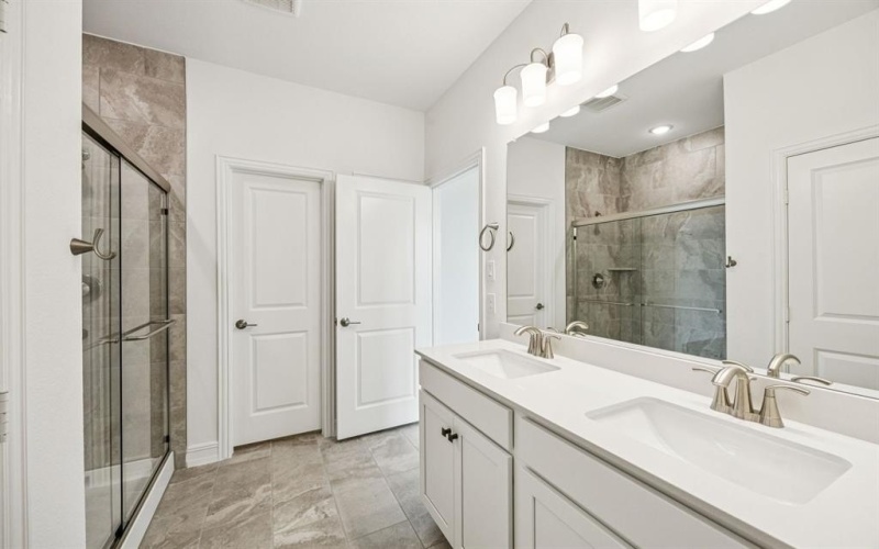 11317 Orchard Lane, Justin, TX 76247, 4 Bedrooms Bedrooms, ,3 BathroomsBathrooms,Residential,For Sale,11317 Orchard Lane,20842031
