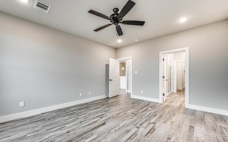 700 N Church Street, Ferris, TX 75125, 3 Bedrooms Bedrooms, ,2 BathroomsBathrooms,Residential,For Sale,700 N Church Street,20842059