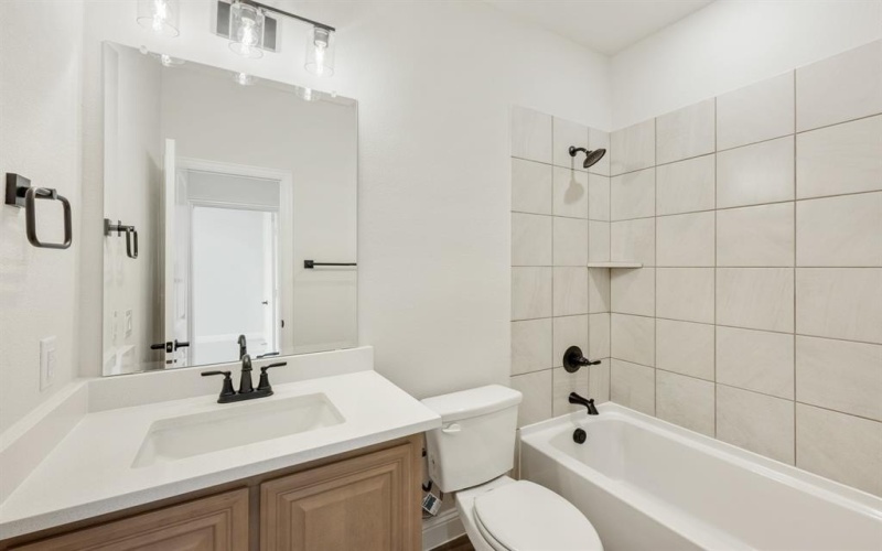 2406 Hagen Drive, Mansfield, TX 76084, 4 Bedrooms Bedrooms, ,5 BathroomsBathrooms,Residential,For Sale,2406 Hagen Drive,20839023