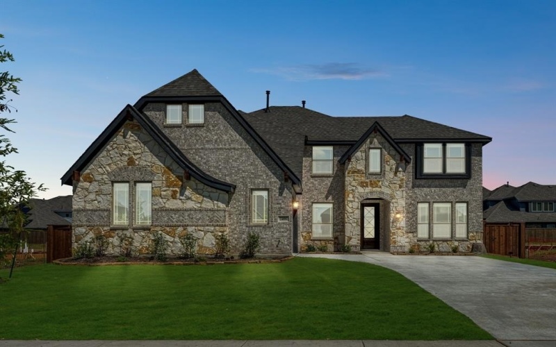 2406 Hagen Drive, Mansfield, TX 76084, 4 Bedrooms Bedrooms, ,5 BathroomsBathrooms,Residential,For Sale,2406 Hagen Drive,20839023