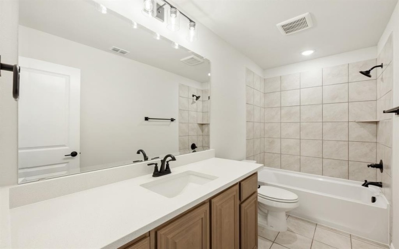 2406 Hagen Drive, Mansfield, TX 76084, 4 Bedrooms Bedrooms, ,5 BathroomsBathrooms,Residential,For Sale,2406 Hagen Drive,20839023