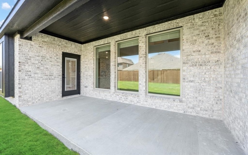 2406 Hagen Drive, Mansfield, TX 76084, 4 Bedrooms Bedrooms, ,5 BathroomsBathrooms,Residential,For Sale,2406 Hagen Drive,20839023