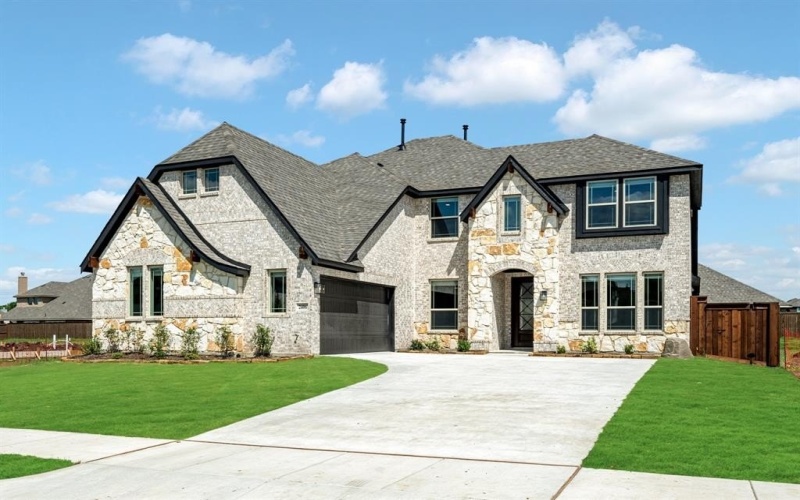 2406 Hagen Drive, Mansfield, TX 76084, 4 Bedrooms Bedrooms, ,5 BathroomsBathrooms,Residential,For Sale,2406 Hagen Drive,20839023