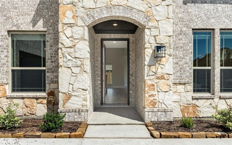 2406 Hagen Drive, Mansfield, TX 76084, 4 Bedrooms Bedrooms, ,5 BathroomsBathrooms,Residential,For Sale,2406 Hagen Drive,20839023