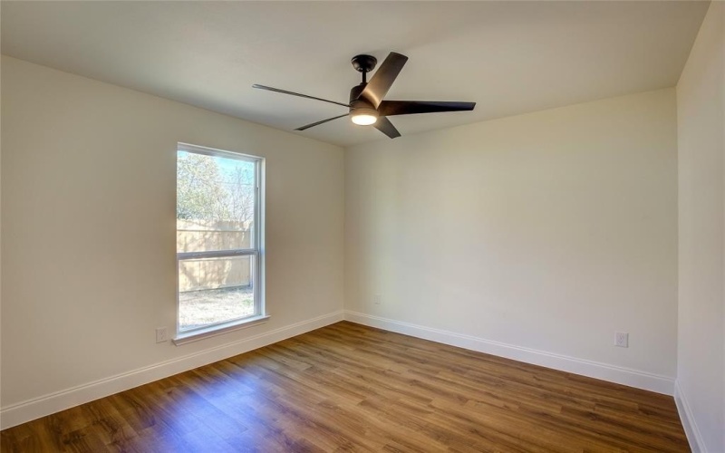 2502 Polk Street, Greenville, TX 75401, 3 Habitaciones Habitaciones , ,2 BañosBaños,Residential,En Venta,2502 Polk Street,20839219