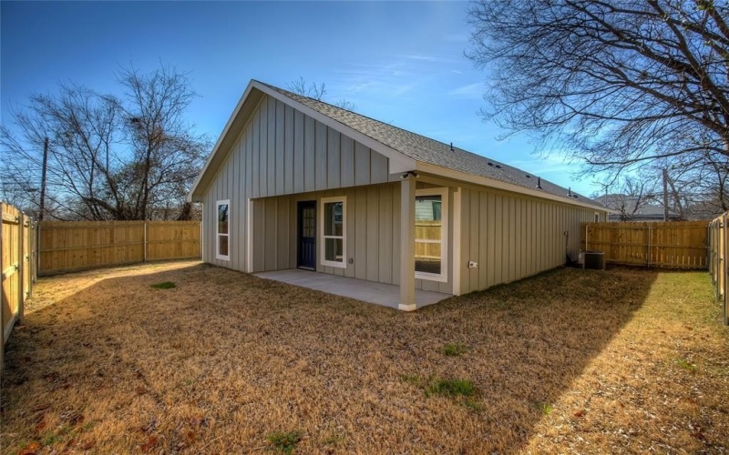 2502 Polk Street, Greenville, TX 75401, 3 Habitaciones Habitaciones , ,2 BañosBaños,Residential,En Venta,2502 Polk Street,20839219