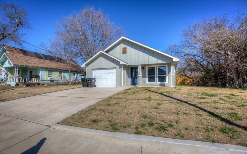 2502 Polk Street, Greenville, TX 75401, 3 Habitaciones Habitaciones , ,2 BañosBaños,Residential,En Venta,2502 Polk Street,20839219