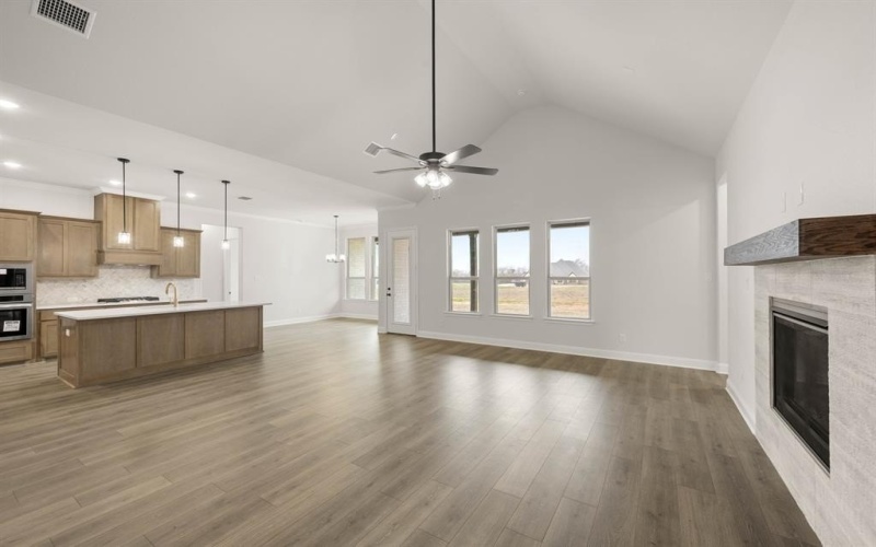 4008 Twin Hills Court, Joshua, TX 76058, 4 Habitaciones Habitaciones , ,3 BañosBaños,Residential,En Venta,4008 Twin Hills Court,20839298