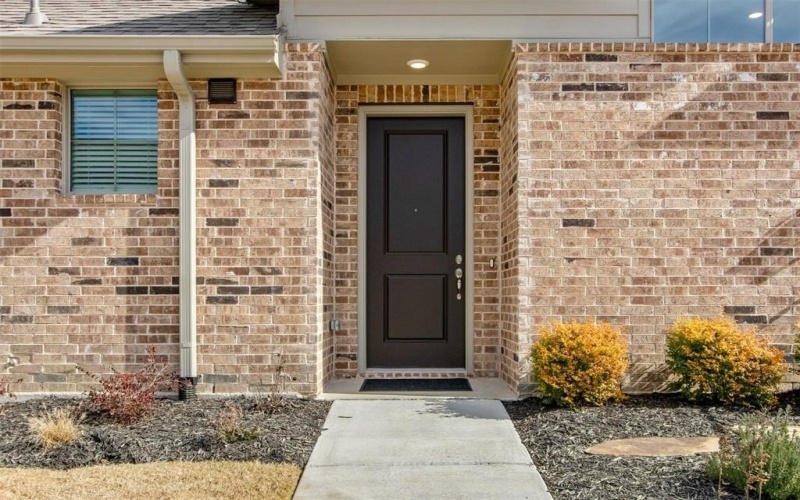 2613 Chablis Drive, Grand Prairie, TX 75054, 2 Habitaciones Habitaciones , ,2 BañosBaños,Residential,En Venta,2613 Chablis Drive,0,20839590