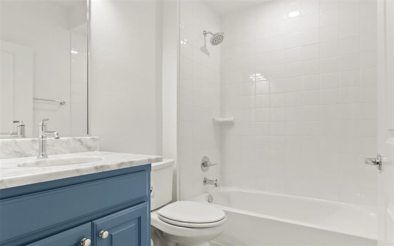 2627 St Helena Lane, Grand Prairie, TX 75054, 2 Bedrooms Bedrooms, ,2 BathroomsBathrooms,Residential,For Sale,2627 St Helena Lane,20839594
