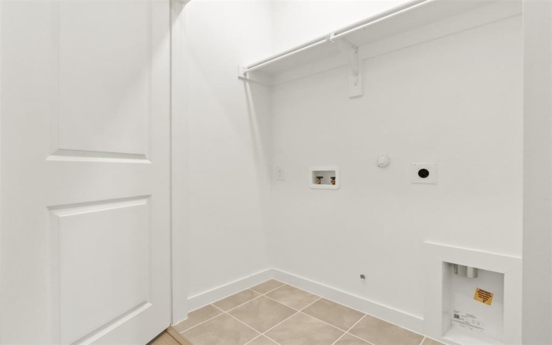 2627 St Helena Lane, Grand Prairie, TX 75054, 2 Bedrooms Bedrooms, ,2 BathroomsBathrooms,Residential,For Sale,2627 St Helena Lane,20839594