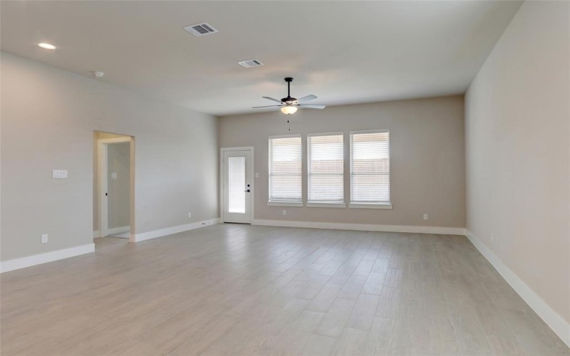 4033 Warhol Way, Royse City, TX 75189, 3 Habitaciones Habitaciones , ,2 BañosBaños,Residential,En Venta,4033 Warhol Way,20836304